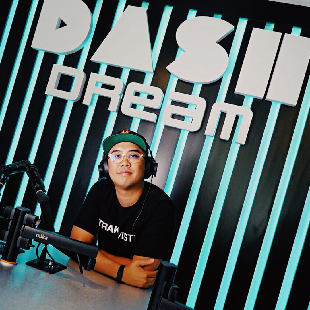 DJ and founder of Los Angeles-based, TRAKTIVIST, Richie Menchavez as featured by ADECIBEL Media (Photo by Gabi London)